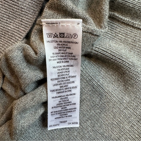 French Connection Grey Bulldog Beaded Sequins Knit Sweater Size Large - Picture 14 of 15